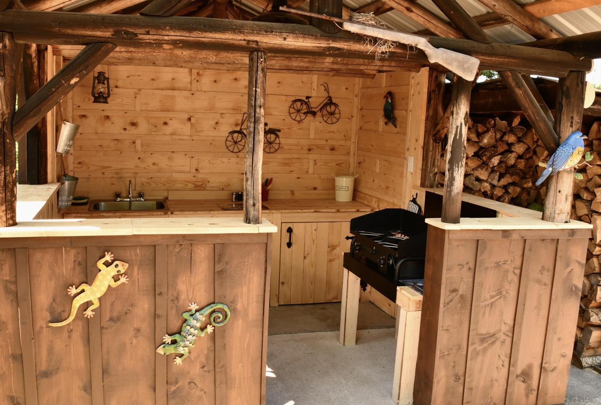 Domaine Le Bostonnais - Le Village En Bois Rond La Tuque Dış mekan fotoğraf