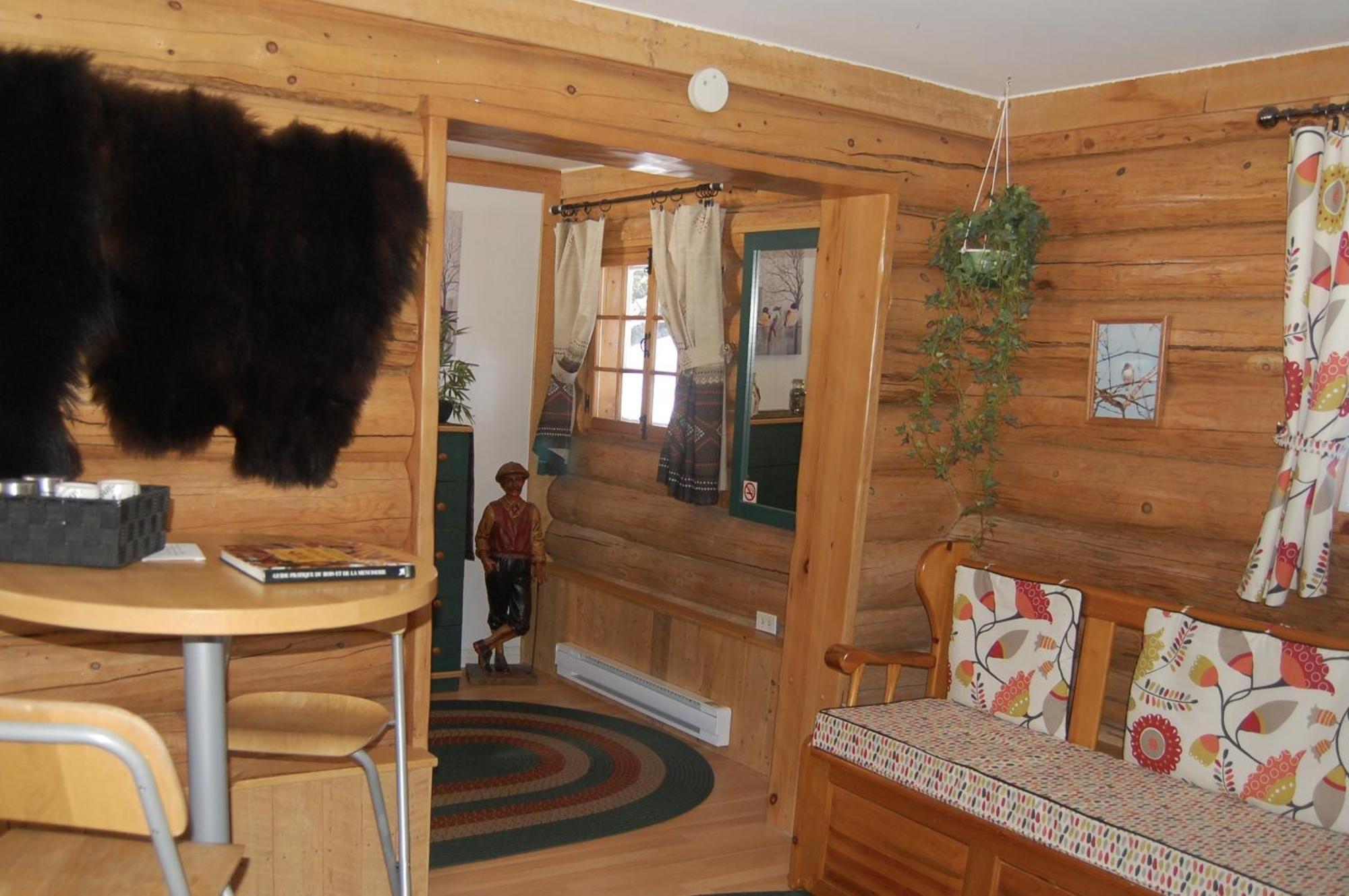 Domaine Le Bostonnais - Le Village En Bois Rond La Tuque Oda fotoğraf